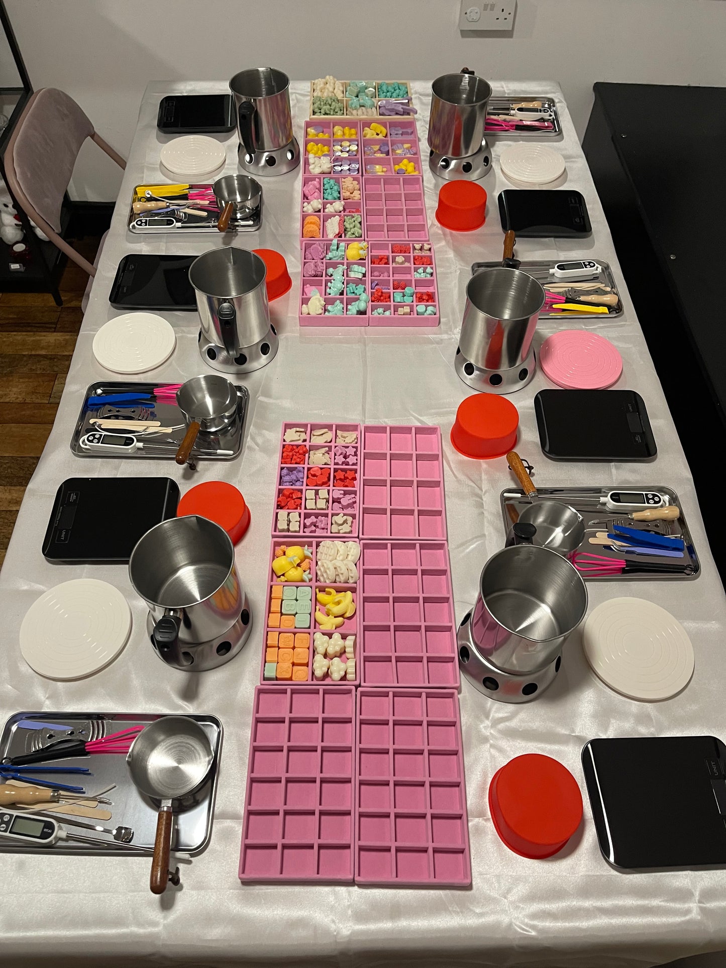 Mother’s Day Candle Cake Making & Decorating Workshop